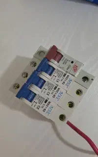 فیوز نو چهار عدد