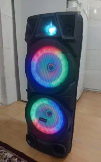اسپیکربلوتوثی چرخ دار