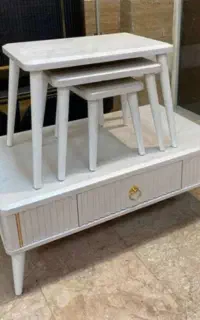 میزجلومبلی و سه عدد عسلی