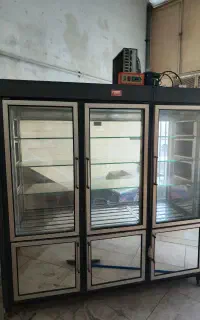یخچال ویترینی