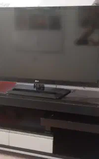 فروش تلویزیون و میز تلویزیون