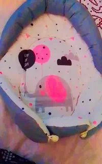 آغوشی نوزاد