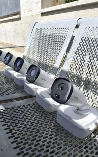 دوربین مداربسته.دزدگیر.برق خورشیدی