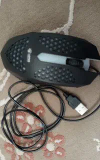 موس دارای rgb