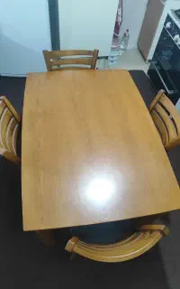 میز ناهار خوری