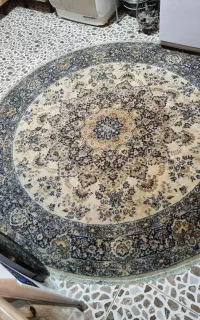 فرش گرد قدیمی