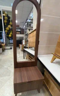 آینه قدی وکیوم، کشودار