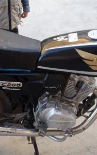 موتور سیکلت همتاز