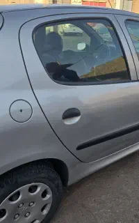 سواری ۲۰۶ تیپ ۲ موتور فنی زیر پا عالی