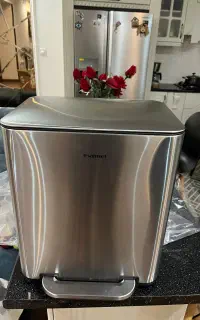سطل زباله پدالی سام ست مدل چهارگوش استیل