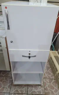 فروش یک عدد کمد اداری