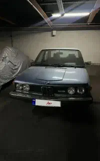 تنها بی ام و ۵۲۸ آی ۱۹۷۵ ۶ سیلندر