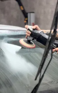 برطرف کردن پخش نور شیشه خودرو