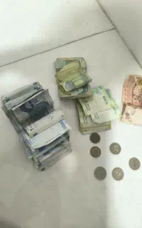 تعدادی پول قدیمی (کلکسیونی)