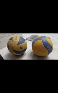 ۲ عدد توپ بالیبال اورجینال