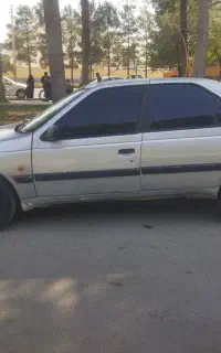 پژو 405
