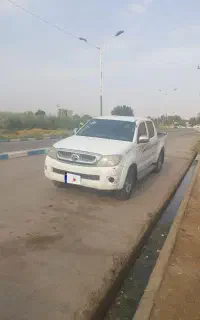 تویوتا ۲۰۱۱