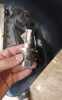 هدلایت دوکنتاکت