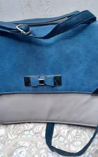 یک عدد کیف خانم ها