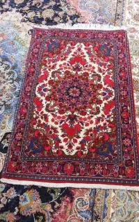 قالیچه خوش نقشه و زیبا