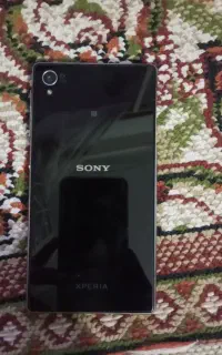 سونی z1. اسباب بازی بچه