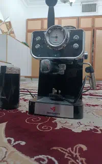 قهوه ساز مباشی به همراه آسیاب دستی بوش