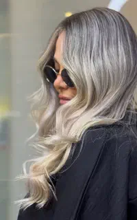 رنگ و مش ،،