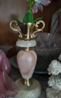 گلدان سنگی زیبا