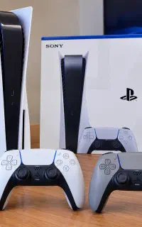 فروش ps5 همراه دو دسته و فول بازی