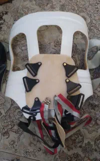 سینه بند، کمر بند مخصوص در حد نو