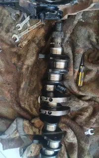 لوازم استوک تویوتا کرونا ۲۰۰۰ و کریسیدا