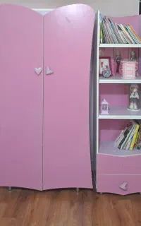 کمد لباس و کتابخانه