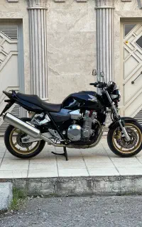 Cb1300 مدل 2004