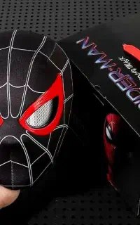 ماسک اسپایدرمن شارژی ریموت دار وارداتی چشمک زن