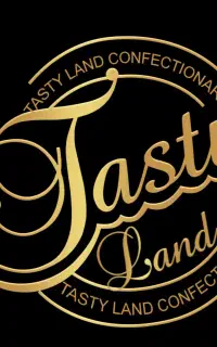 بازاریاب خانم با ماشین جهت فروش کیک کافه ای