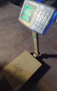 باسکول 100کیلویی
