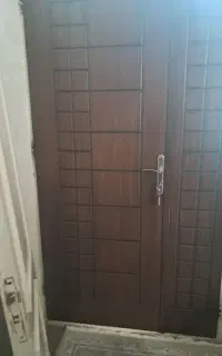 تعمیر فوری ورنگ امیزی درب چوبی
