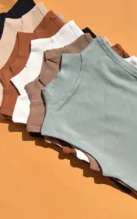 تاپ کراپ خوشگل رایگان میخوای،، آگهی رو بخون