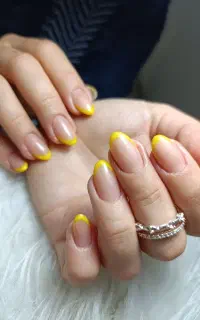 کاشت ناخن( معلم)