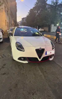 الفارومئو جولیتا مدل 2017