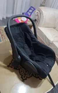 کریر و صندلی ماشین
