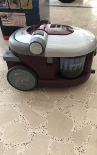 جارو برقی مخزن دار ال جی آب و خاک