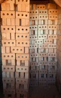 فروش آجر سه سوراخه و ماسه شسته