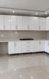 کابینت آشپزخانه بدنش فلزیه