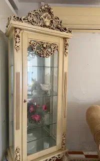 بوفه سه طبقه