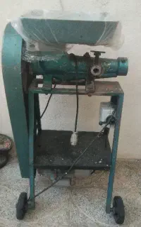 دستگاه آبغوره و آبلیمو گیری
