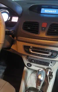 رنو اسکالا ۲۰۱۵ e4