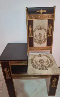 میز سلطنتی