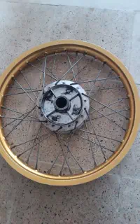 معاوضه با خروس لاری مرغ لاری