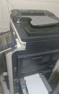 کونیکا c652